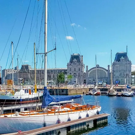 Pet Friendly In With Wifi Ostende
